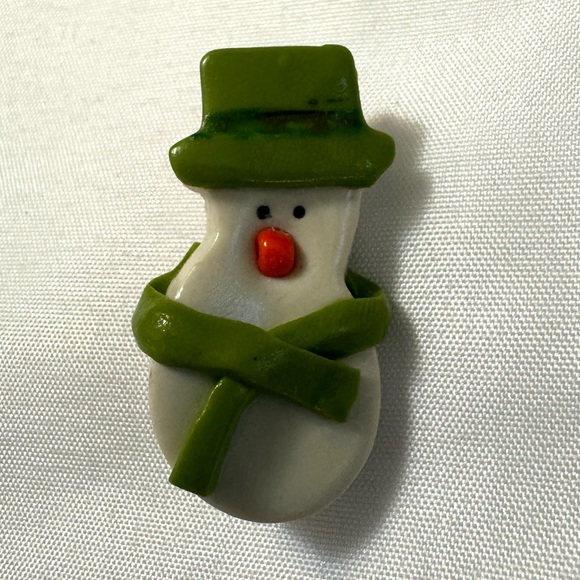 Festive Holiday Brooch Set - Picture 5 of 7